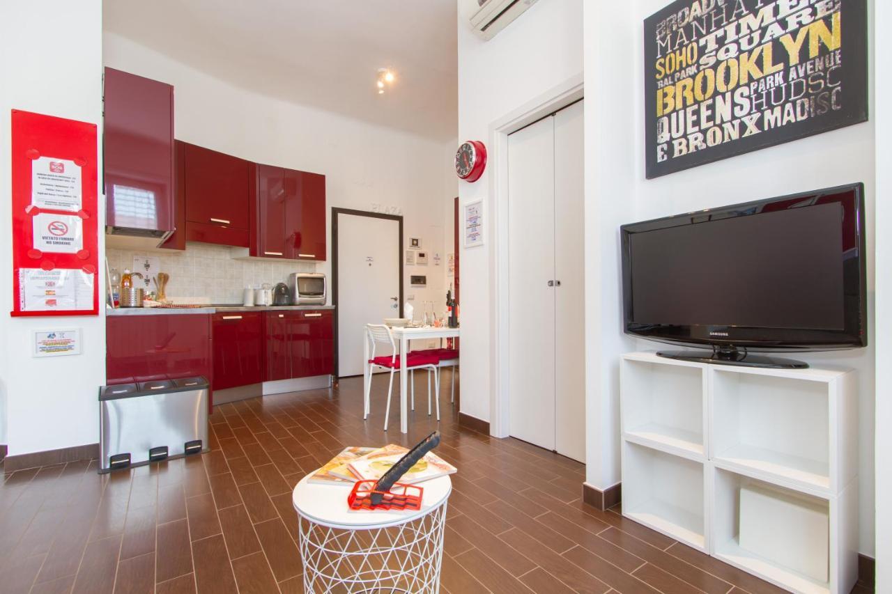 Panoramic Plaza Apartment -Loreto 1 Милано Екстериор снимка